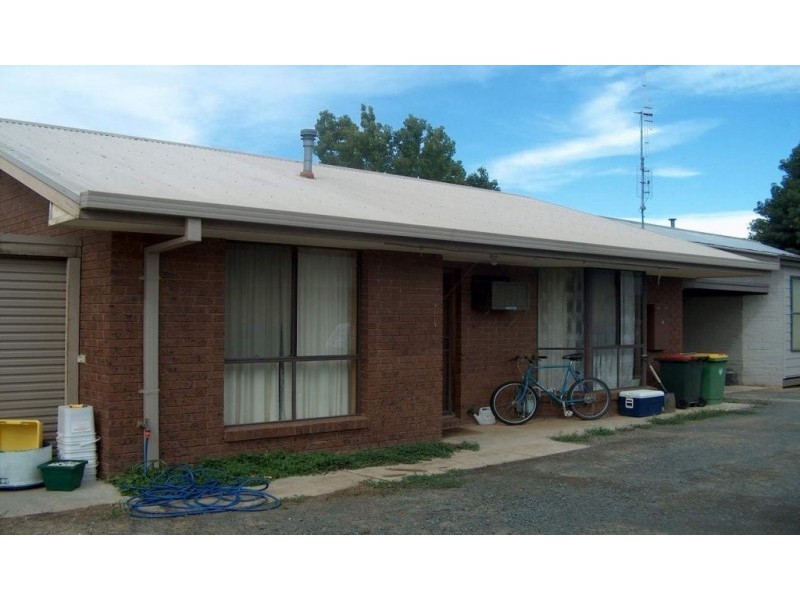 2/27 Julia Street, Kyabram VIC 3620