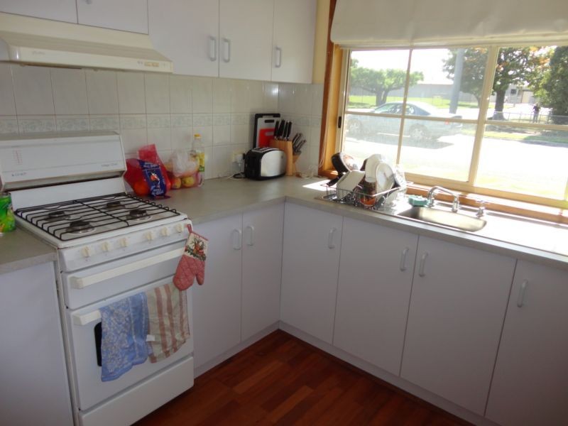 11 Barton Road, Kyabram VIC 3620
