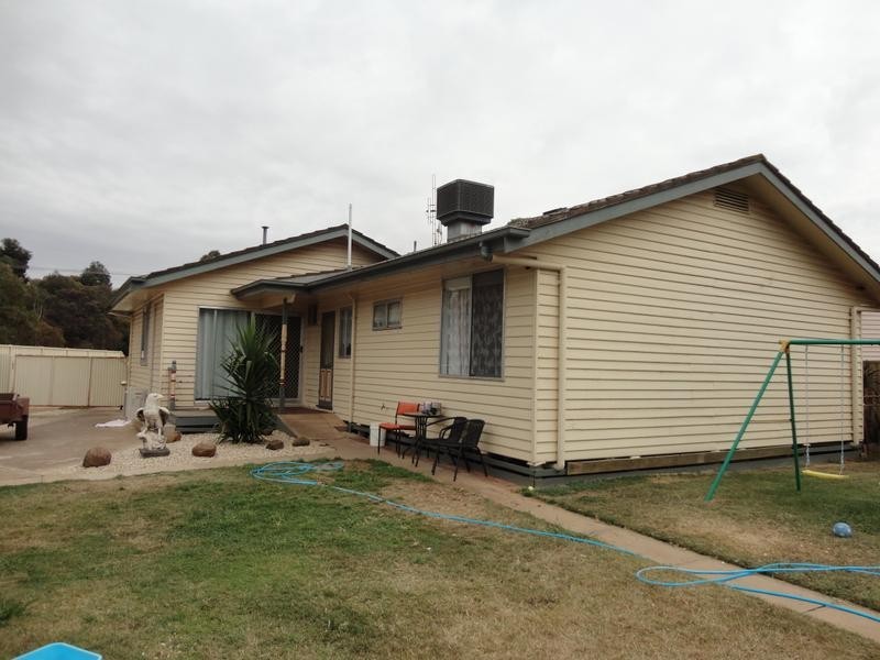 2 Church Street, Girgarre VIC 3624