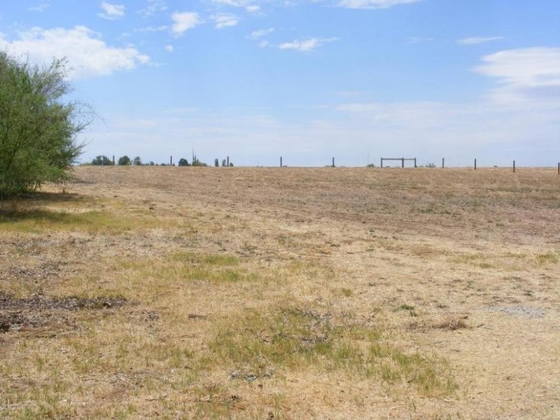 1061 McEwen Road, Kyabram VIC 3620