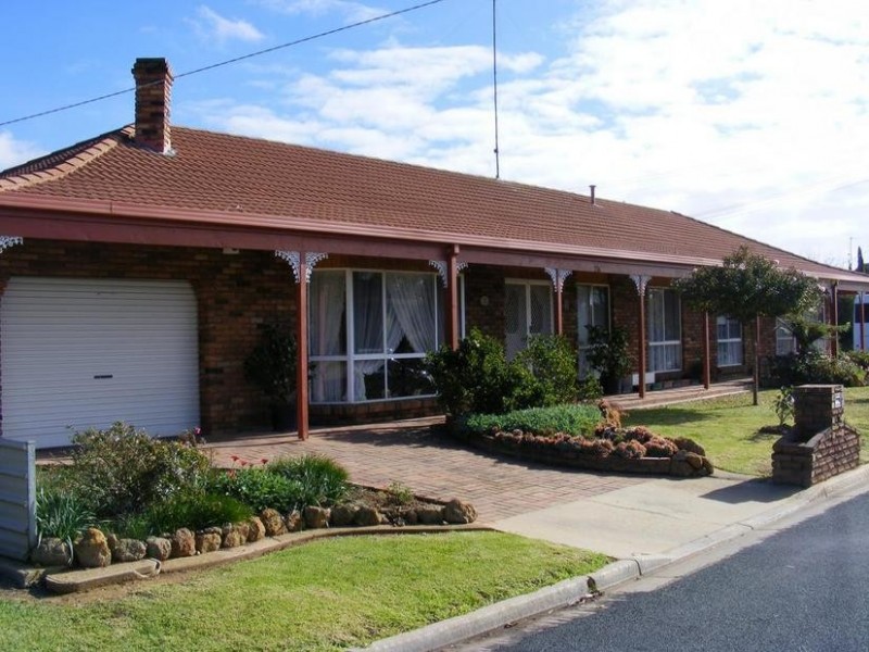 23 Outram Avenue, Kyabram VIC 3620