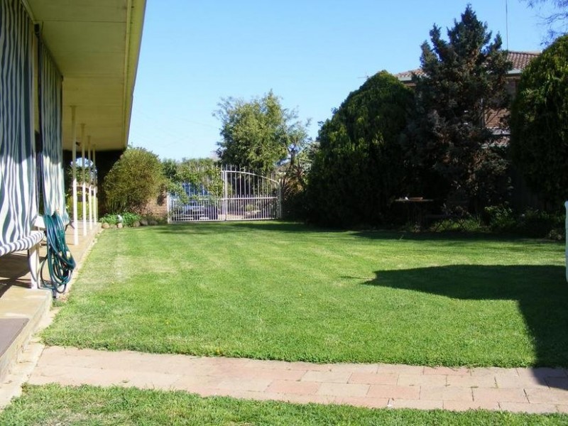 2 Davies Court, Kyabram VIC 3620