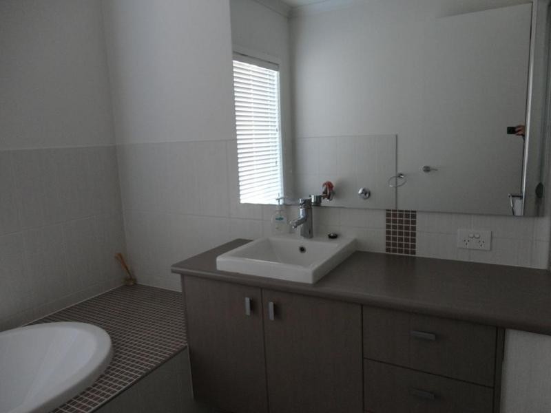 5 Tehan Avenue, Kyabram VIC 3620