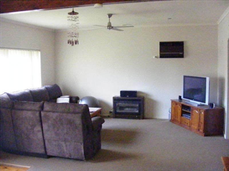 33 Lewry Street, Kyabram VIC 3620