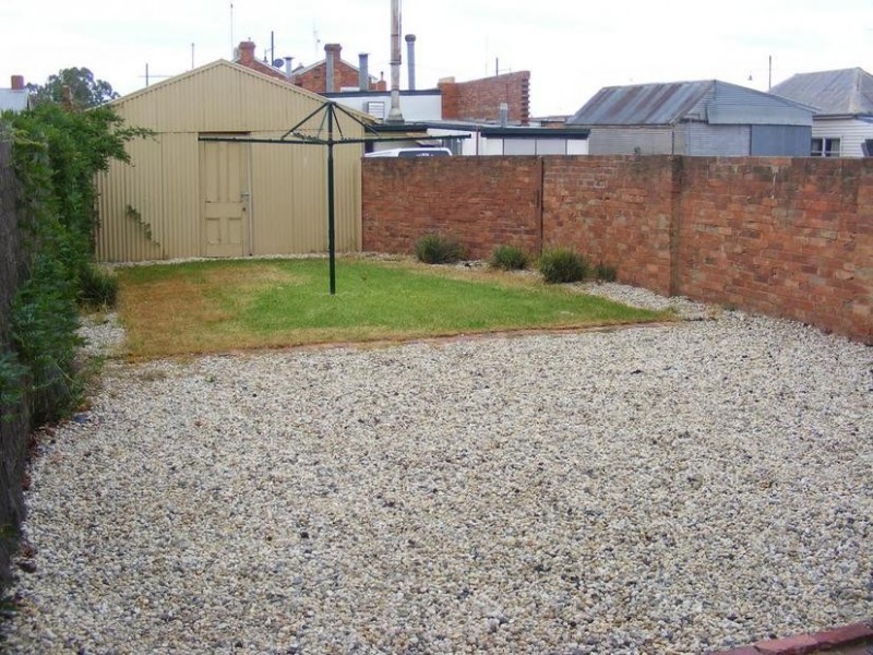 10 Bradley Street, Kyabram VIC 3620