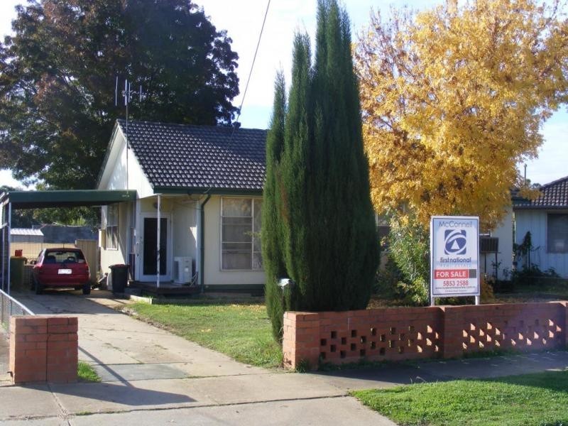 32 Lynton Crescent, Kyabram VIC 3620