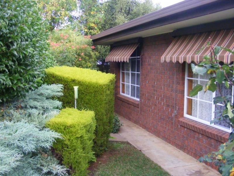 4/44 Lake Road, Kyabram VIC 3620