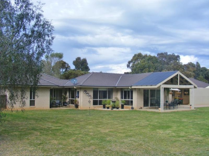 50 Aldersyde Drive, Kyabram VIC 3620