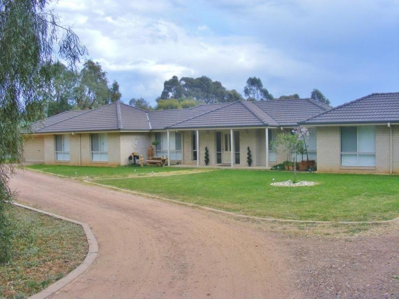 50 Aldersyde Drive, Kyabram VIC 3620