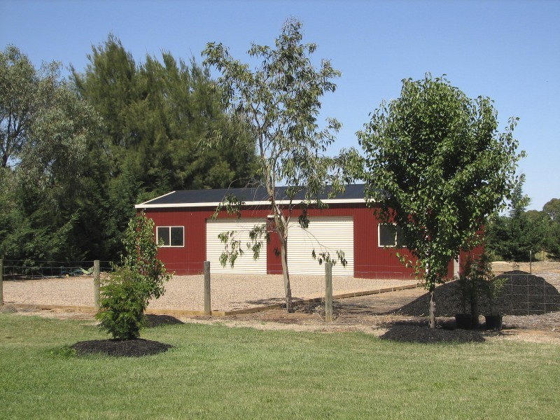 16 Kashelmara Drive, Kyabram VIC 3620