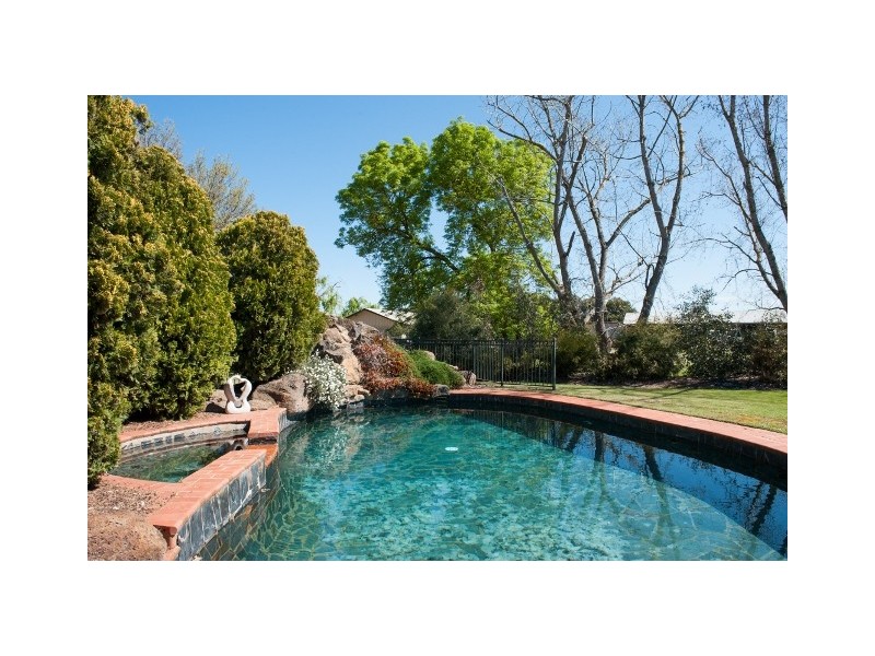 1012 Henderson Road, Tongala VIC 3621