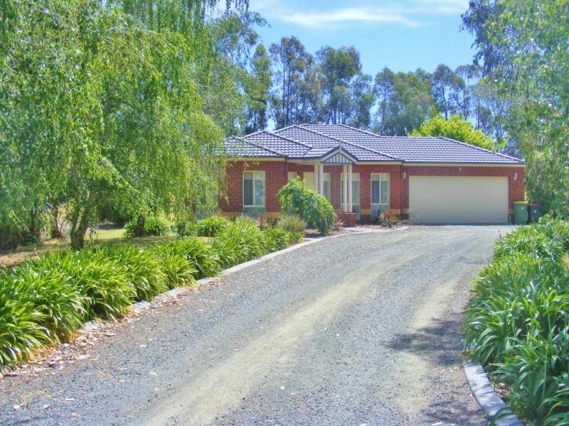 11 Amarco Lane, Kyabram VIC 3620