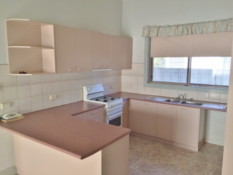 87 Fenaughty Street, Kyabram VIC 3620