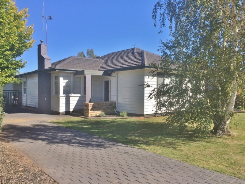 10 Lancaster Street, Kyabram VIC 3620