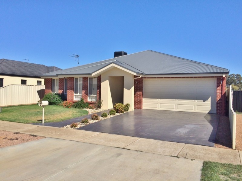 8 Goegan Drive, Kyabram VIC 3620