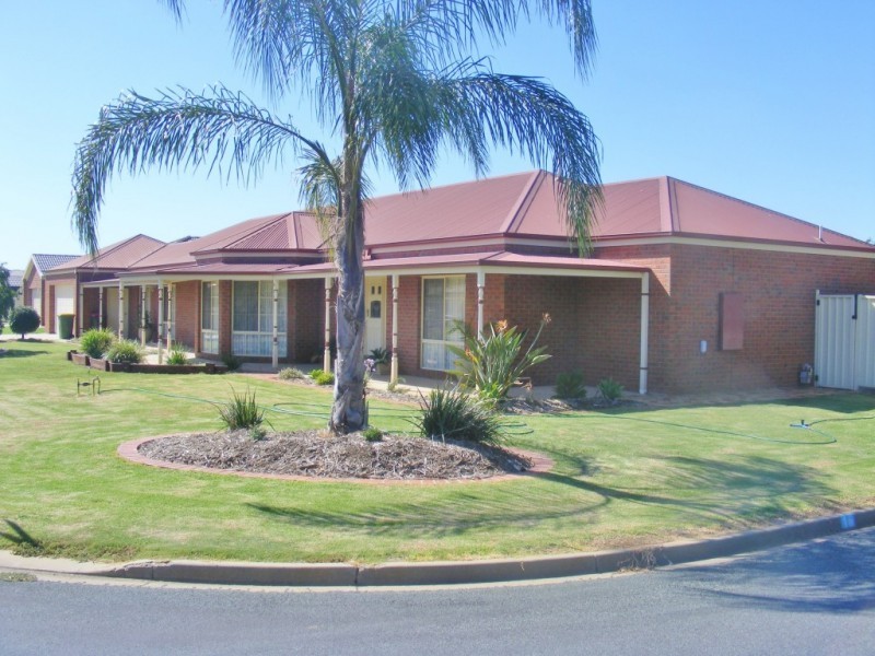 16 Deakin Grove, Tongala VIC 3621