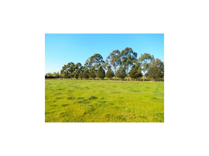 86 Kashelmara Drive, Kyabram VIC 3620