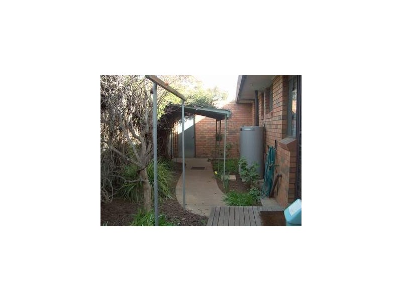 1/104 Allan Street, Kyabram VIC 3620