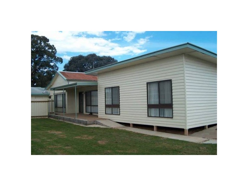 2/12 Haslem Street, Kyabram VIC 3620