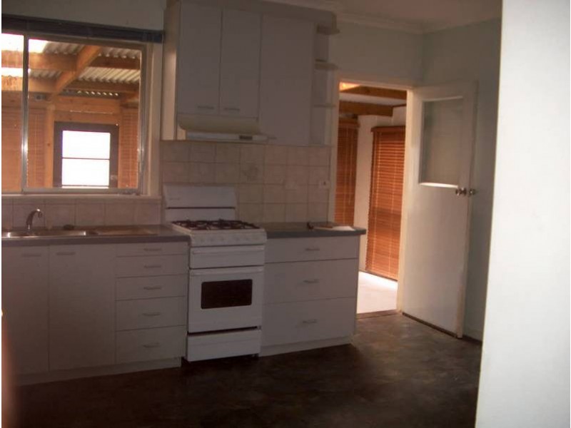 4 McGowan Street, Tongala VIC 3621