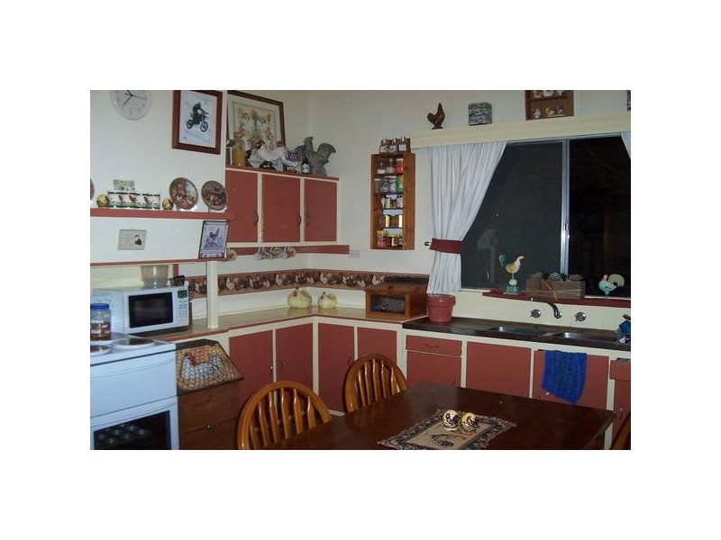 76 Fenaughty Street, Kyabram VIC 3620