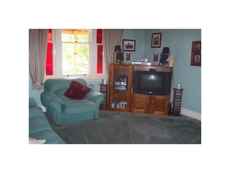 76 Fenaughty Street, Kyabram VIC 3620