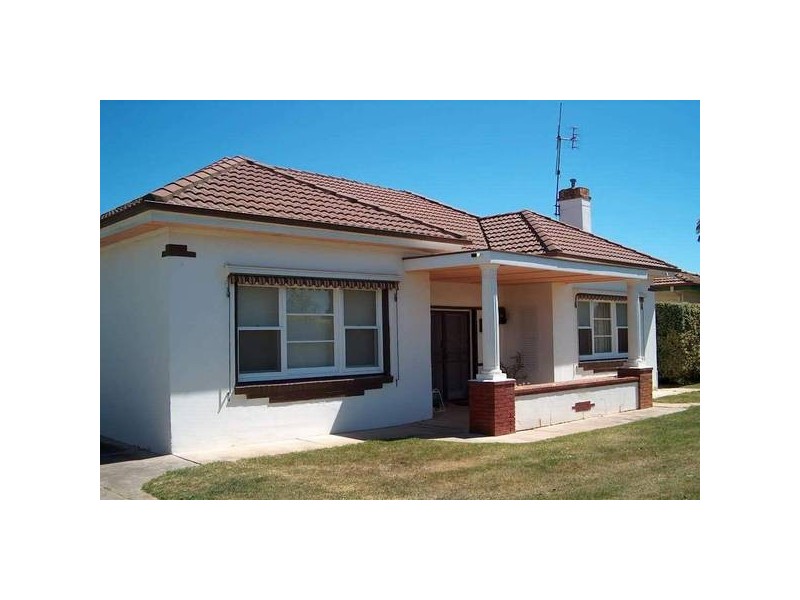 16 Saunders Street, Kyabram VIC 3620