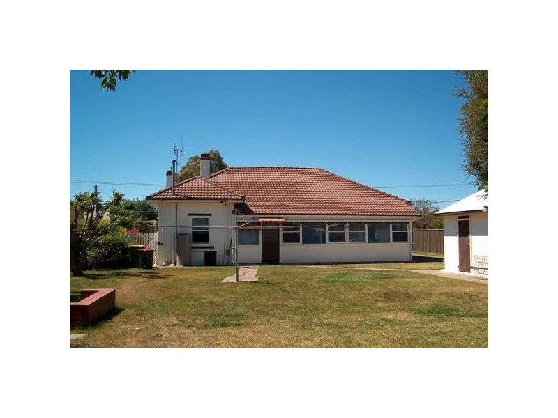16 Saunders Street, Kyabram VIC 3620
