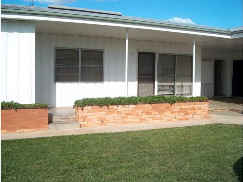 2/62 Fenaughty Street, Kyabram VIC 3620