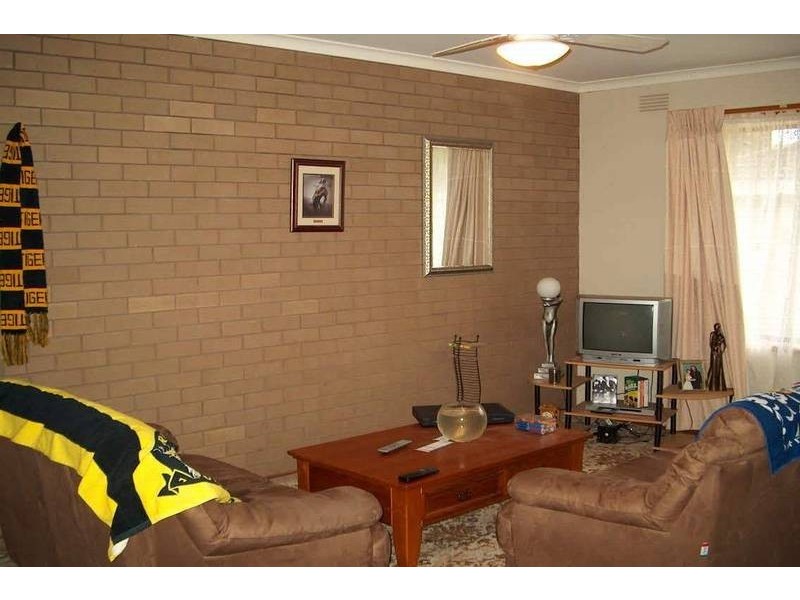 2/2 Gillespie Street, Kyabram VIC 3620