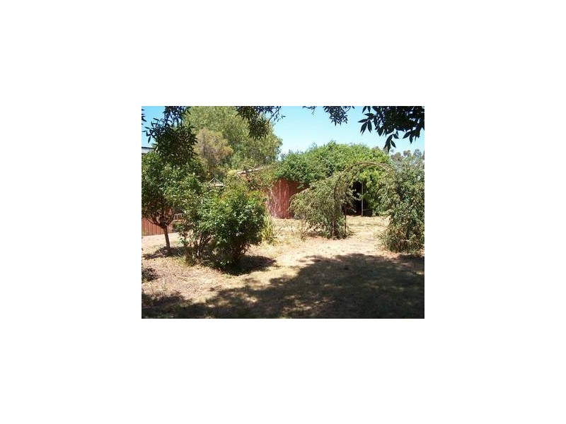 76 Midland Highway, Stanhope VIC 3623