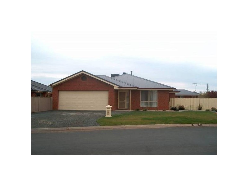 16A Munro Crescent, Kyabram VIC 3620