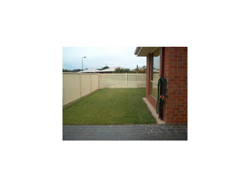 16A Munro Crescent, Kyabram VIC 3620