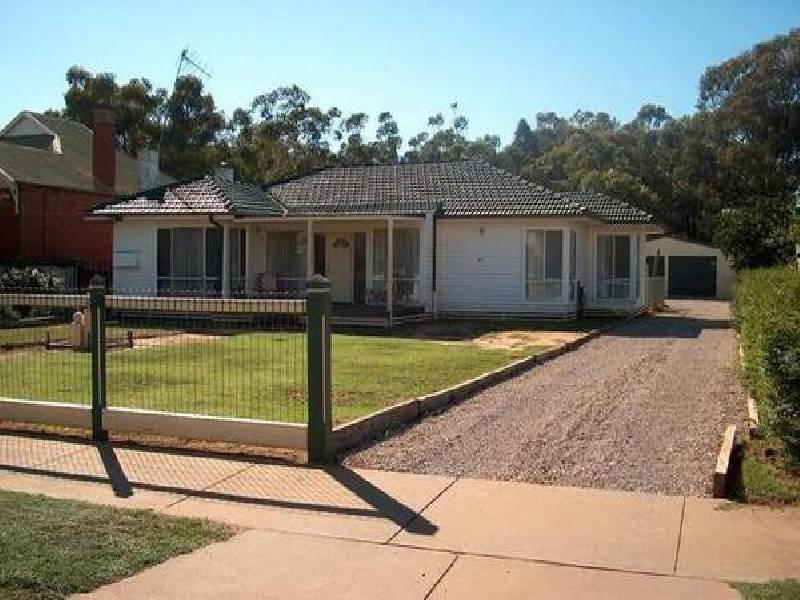 43 Oswald Street, Kyabram VIC 3620