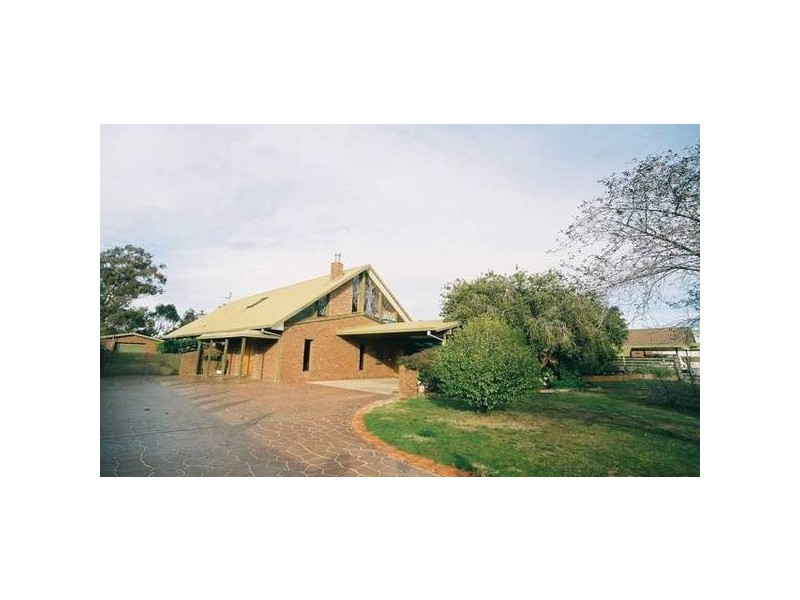 1 Outram Ave, Kyabram VIC 3620