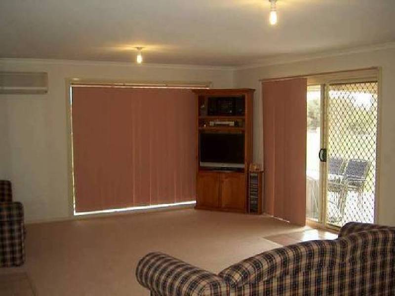 Weller Road, Lancaster VIC 3620