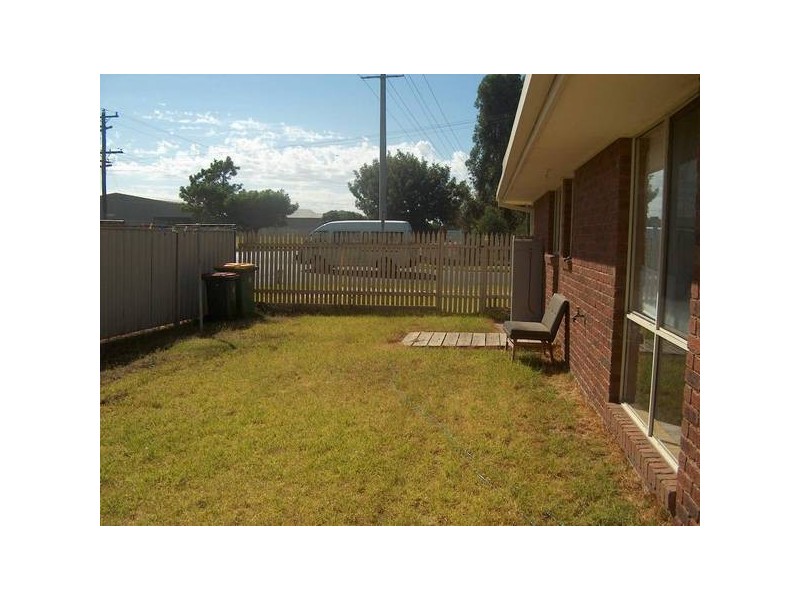 11 Barton Road, Kyabram VIC 3620