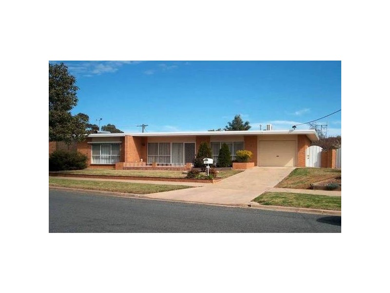 18 Tweddle Street, Kyabram VIC 3620