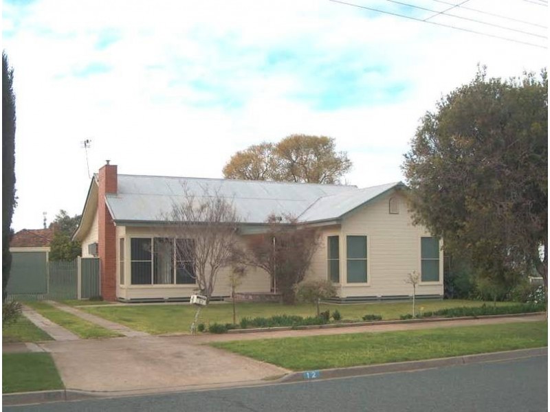 12 Lewry Street, Kyabram VIC 3620