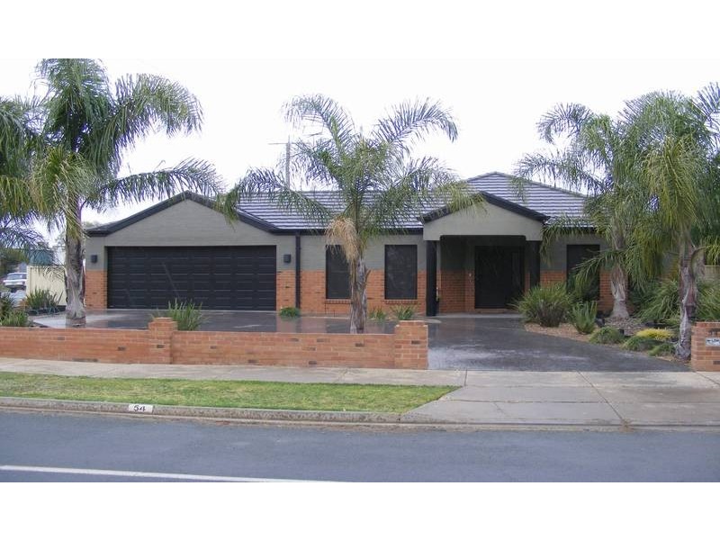 54 McEwen Road, Kyabram VIC 3620