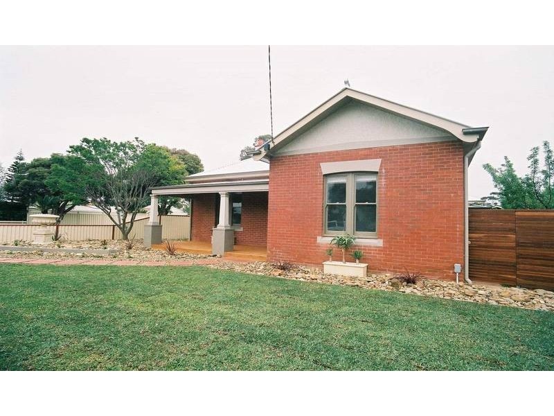 42 Oswald Street, Kyabram VIC 3620