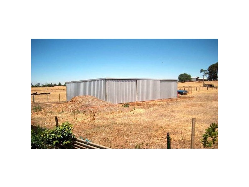 1933 Mcbain Road, Koyuga VIC 3622