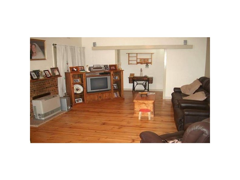 8 Purdey Street, Tongala VIC 3621