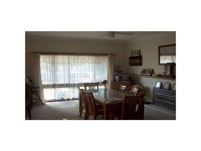 8 Hawkins Street, Kyabram VIC 3620