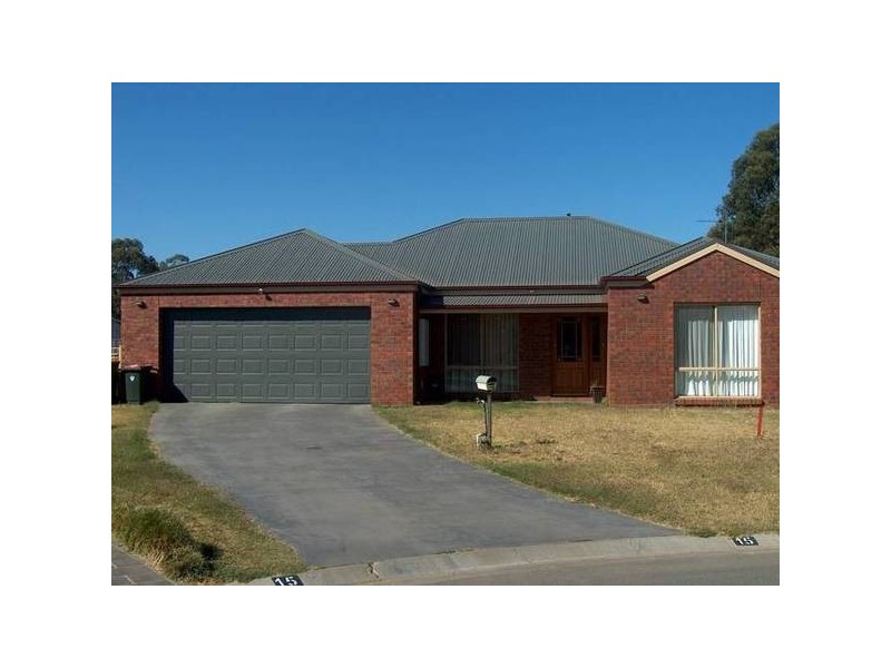 15 Henley Close, Kyabram VIC 3620