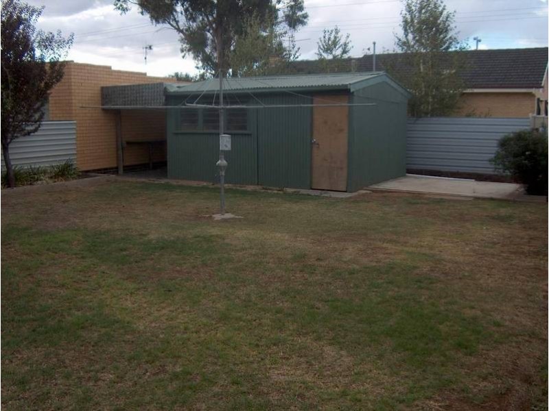 7 Barton Road, Kyabram VIC 3620