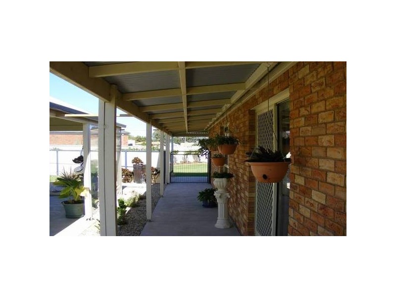 27 Deakin Grove, Tongala VIC 3621