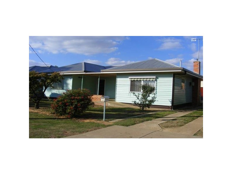 12 McEwen Road, Kyabram VIC 3620