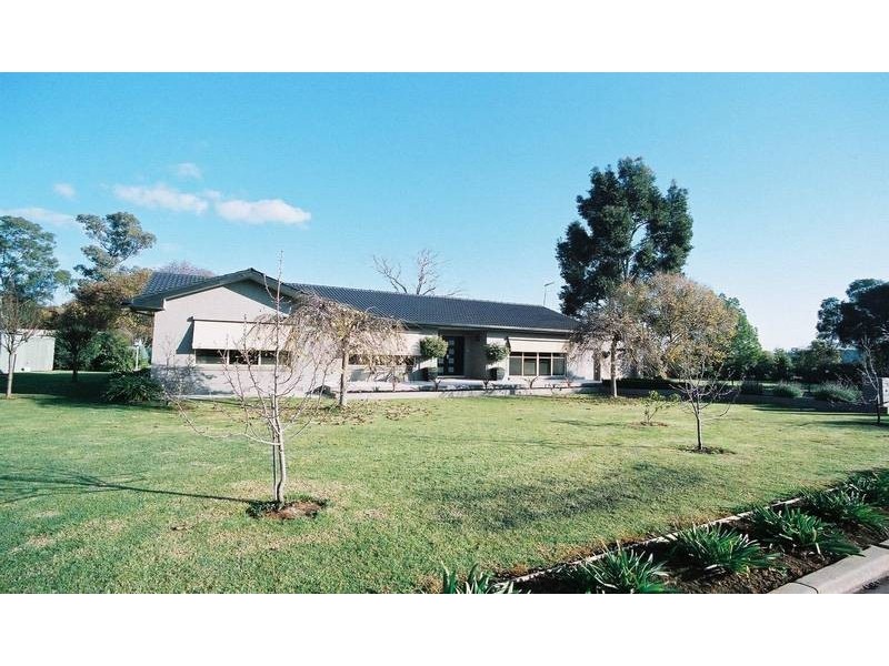 27 Forrest Street, Kyabram VIC 3620