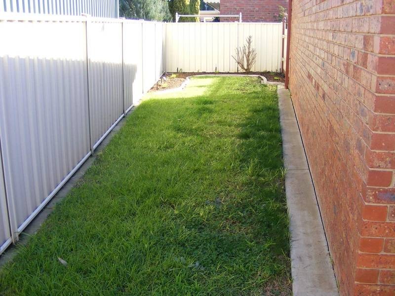 9/63-65 Lake Road (Loxley Close), Kyabram VIC 3620